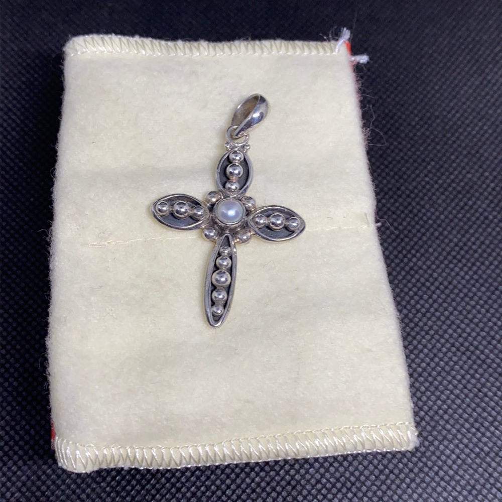 Sterling silver cross pendant with pearl